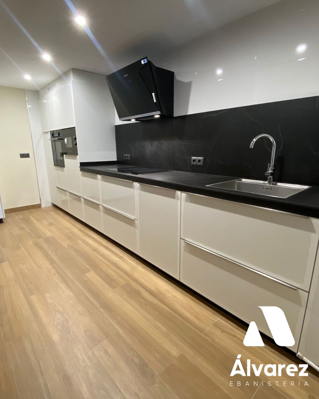 Cocinas Ebanistería Álvarez